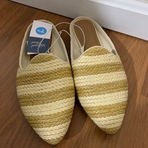 Universal Thread Women's Beige & Gold Mules Memory Foam Size 7.5